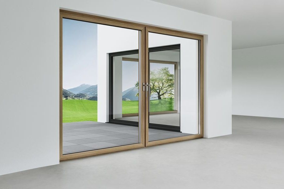 Holz-Alu-Fenstertür von Ideal Fensterbau Weinstock